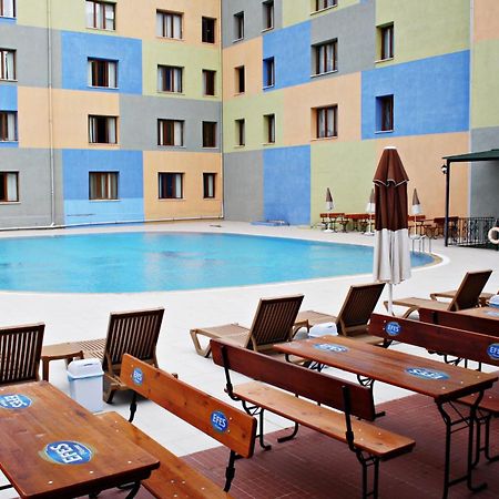 Grand Nur Plaza Hotel Aktav Dış mekan fotoğraf