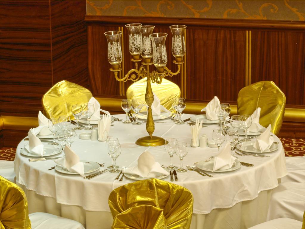 Grand Nur Plaza Hotel Aktav Dış mekan fotoğraf